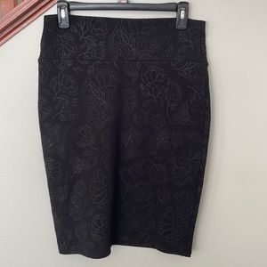 Black patterned LuLaRoe Skirt